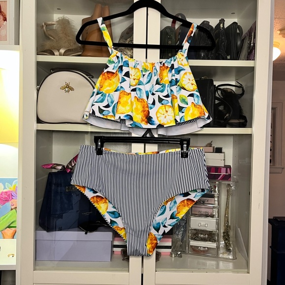 Leaf And Lemon Printed Plus Size Bikini Size 0X - Picture 4 of 10